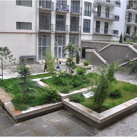 Cozy Apartment In The City Center Mtatsminda Тбилиси Екстериор снимка