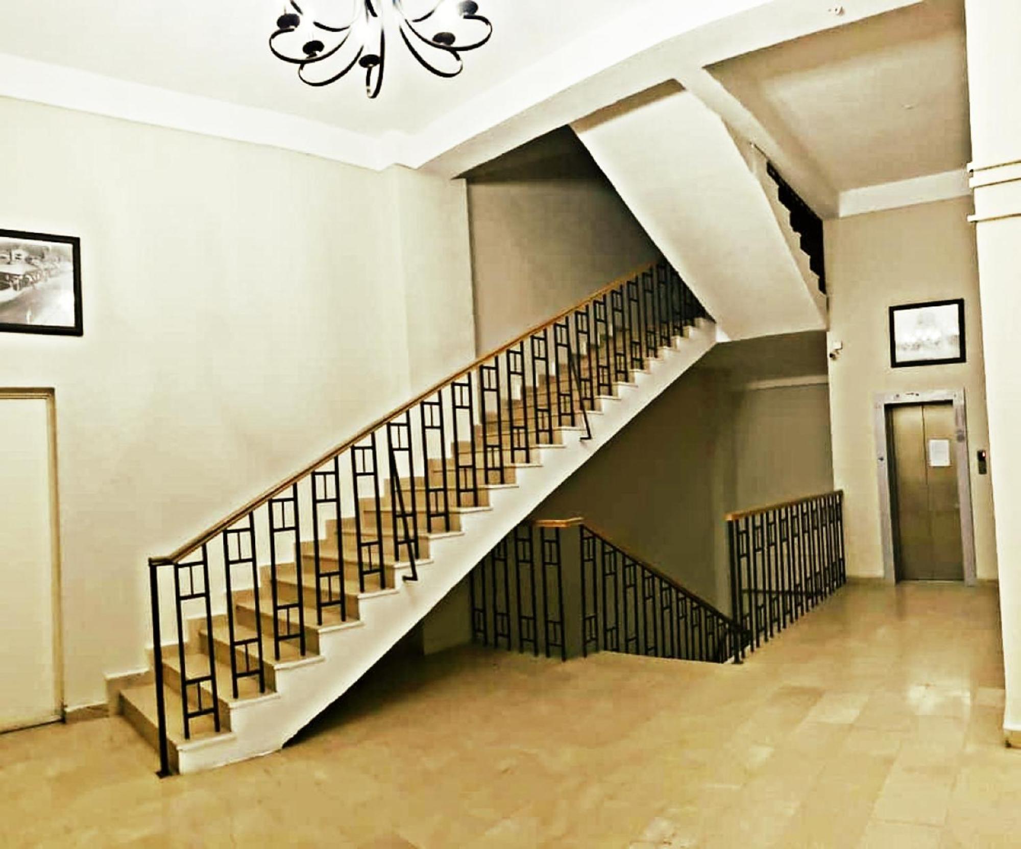 Cozy Apartment In The City Center Mtatsminda Тбилиси Екстериор снимка