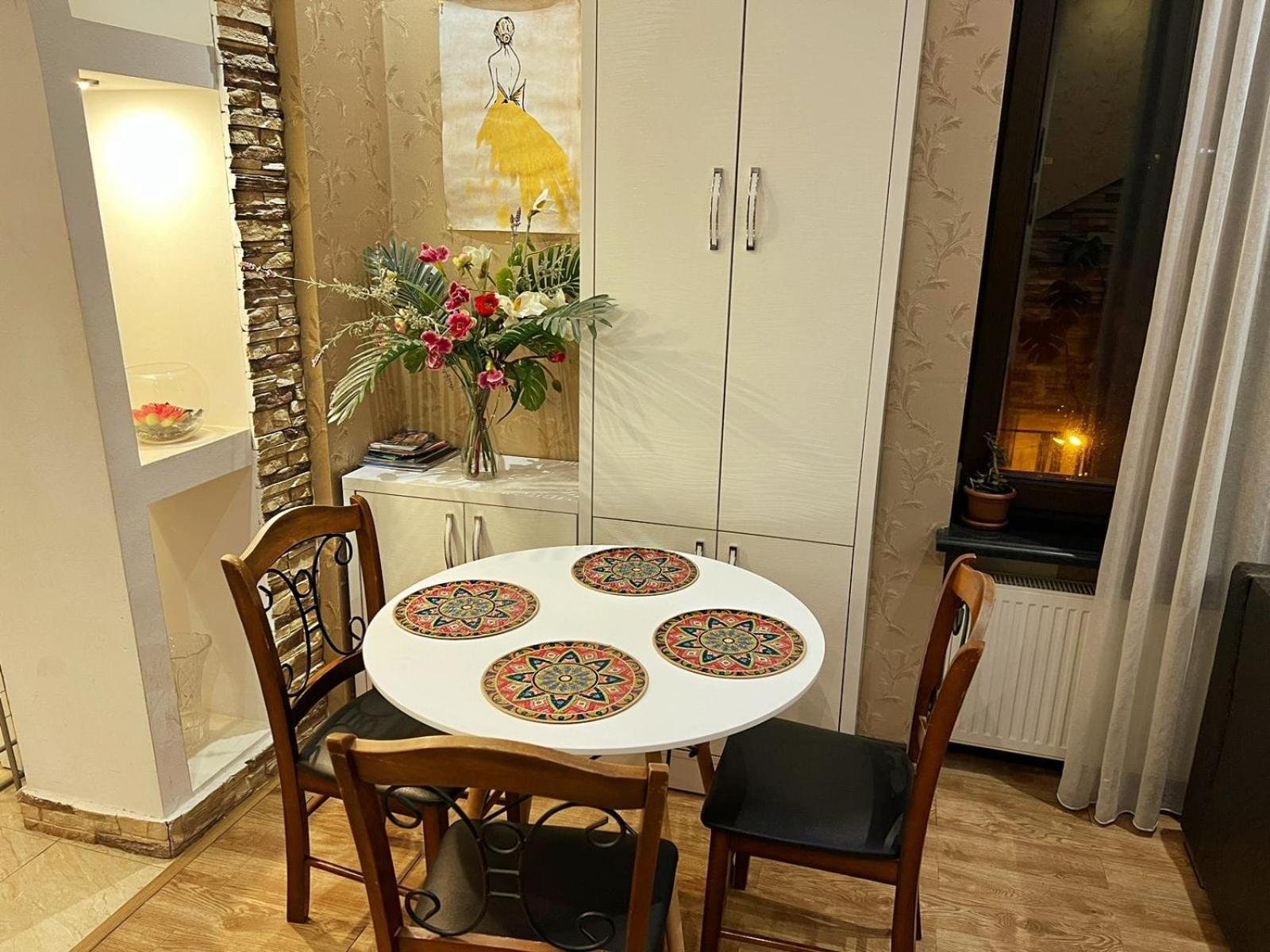 Cozy Apartment In The City Center Mtatsminda Тбилиси Екстериор снимка