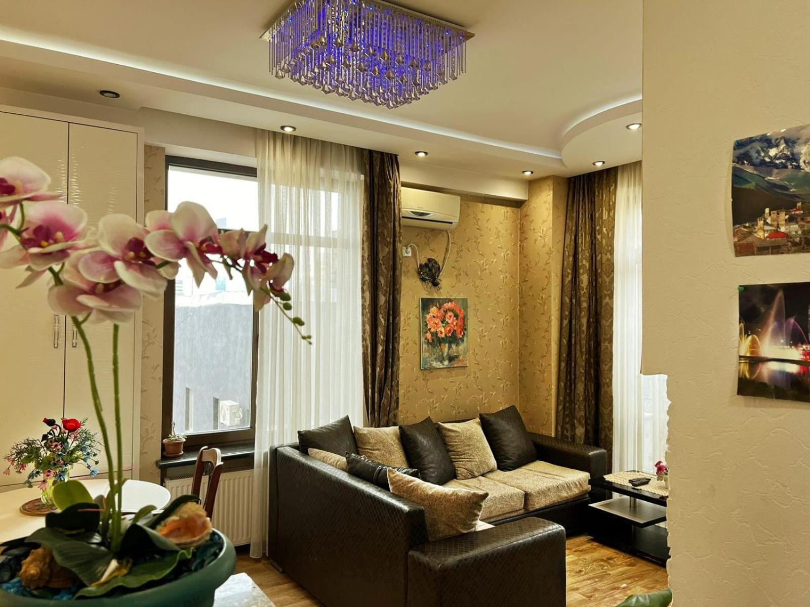 Cozy Apartment In The City Center Mtatsminda Тбилиси Екстериор снимка