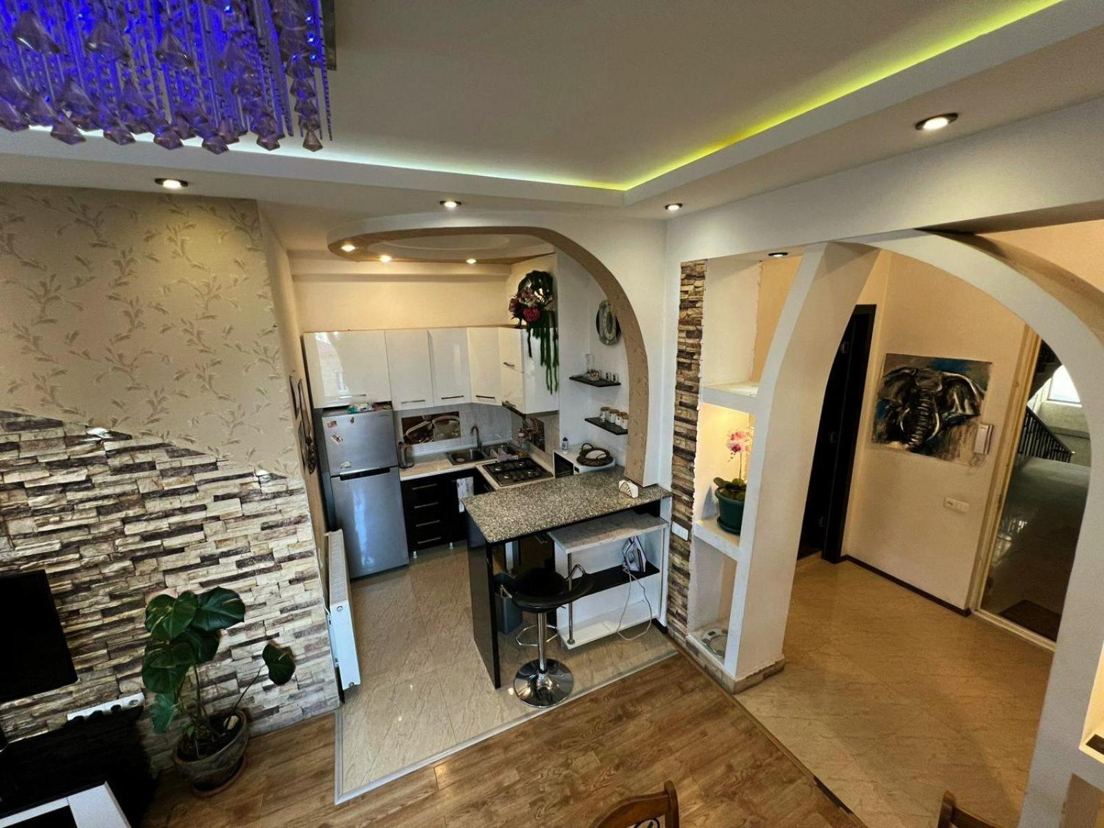 Cozy Apartment In The City Center Mtatsminda Тбилиси Екстериор снимка