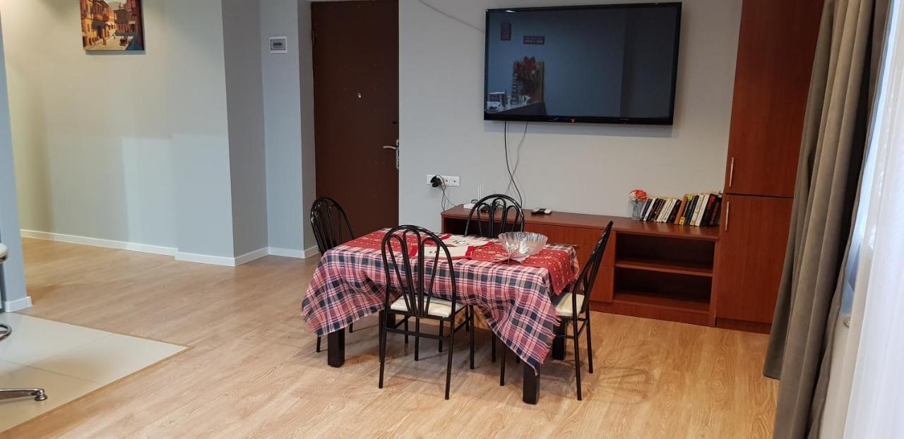 Cozy Apartment In The City Center Mtatsminda Тбилиси Екстериор снимка